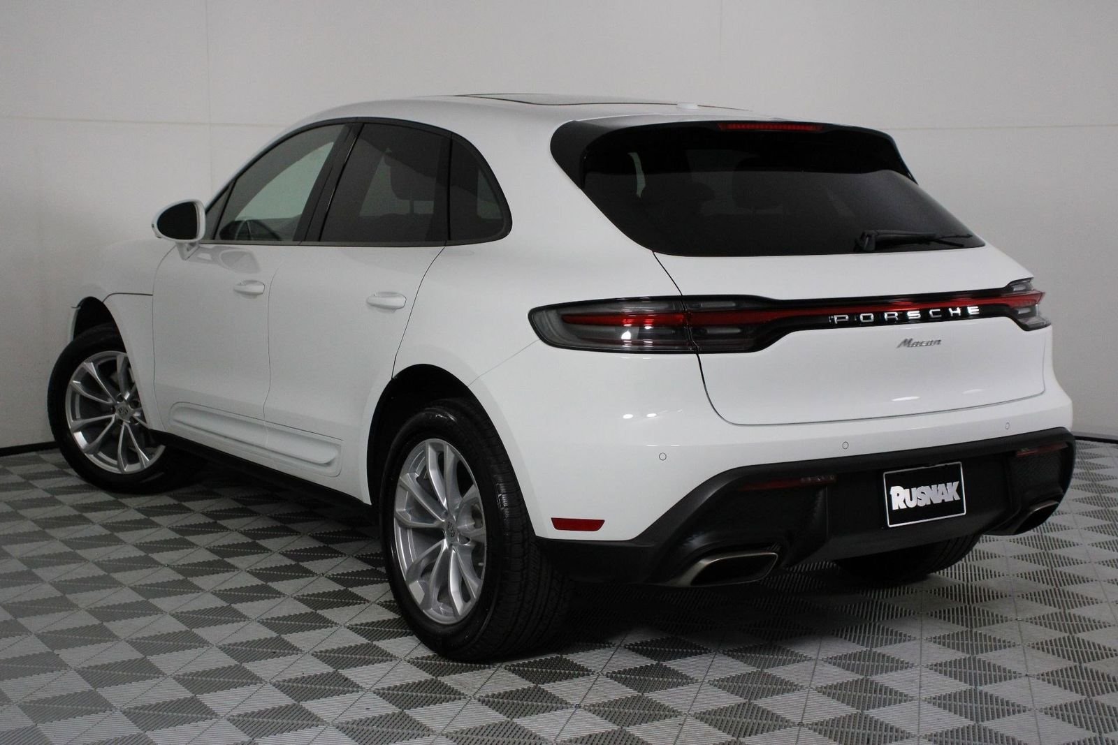 Certified Used 2026 White Porsche  image 3