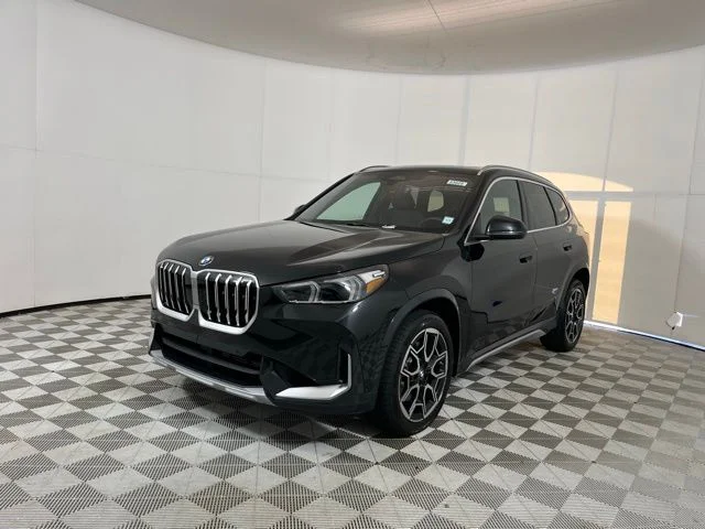 New 2026 Black Sapphire Metallic BMW xDrive28i image 3