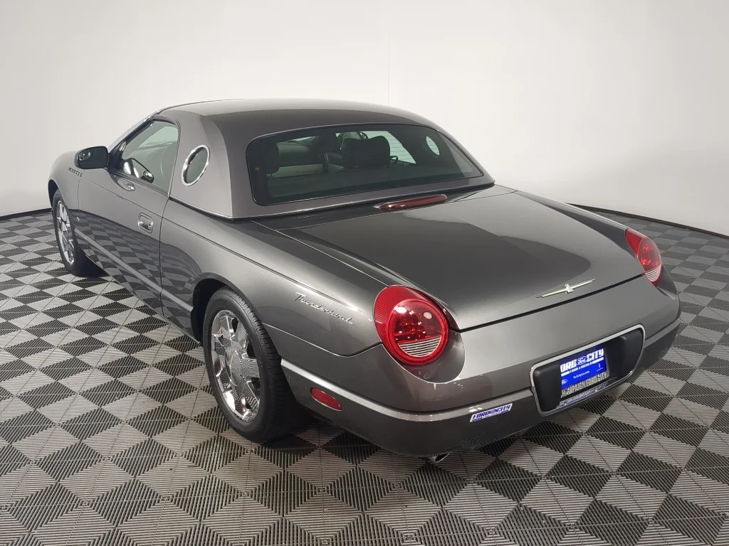 Used 2003 Gray Ford Premium Hardtop image 8