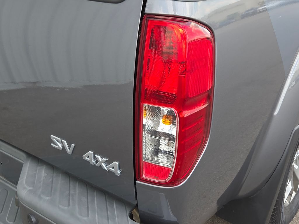 Used 2020 Gray Nissan SV image 16