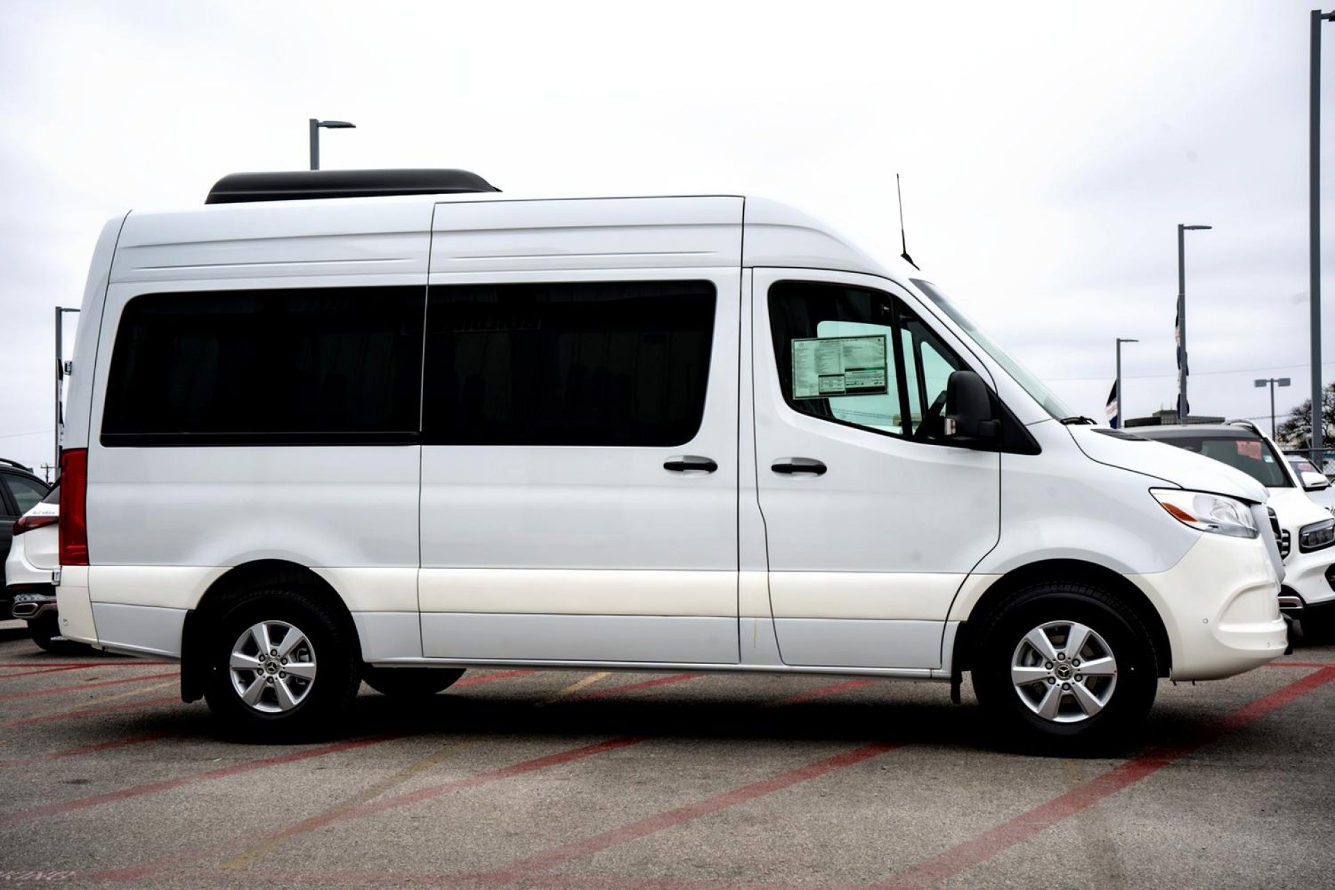 2025 Mercedes-Benz Sprinter Passenger Van Base - Photo 34