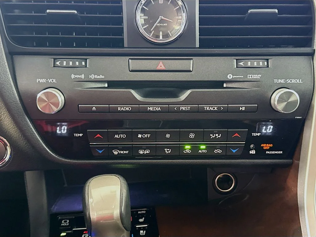 Used 2016 Silver Lining Metallic Lexus Base image 17