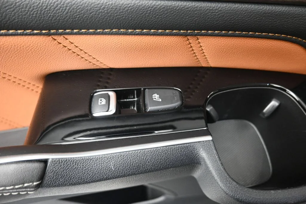 Used 2023 Gray Kia X-Line SX Prestige image 21