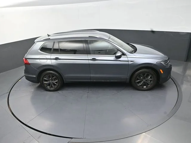 Used 2024  Volkswagen 2.0T SE image 30
