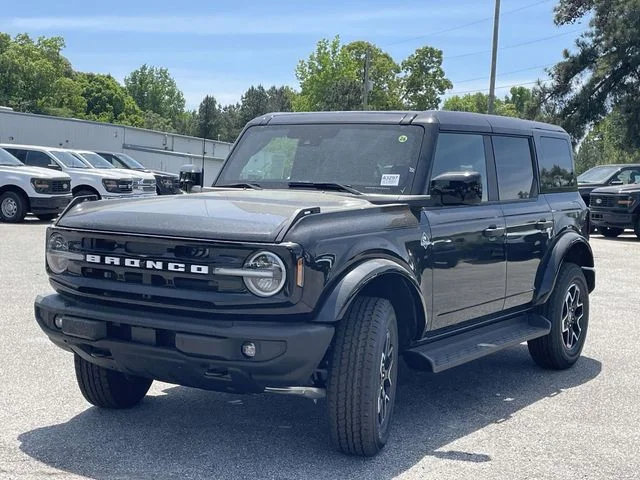 New 2026 Black Ford Outer Banks image 5