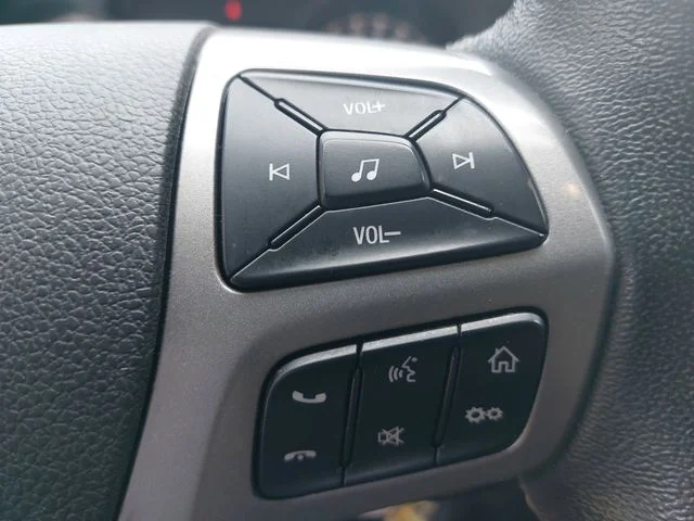 Used 2022 Silver Ford XLT image 18