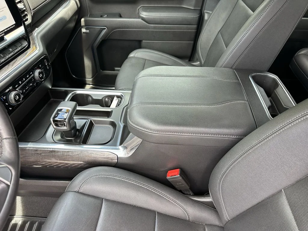Certified Used 2023 Pearl Chevrolet LTZ image 22