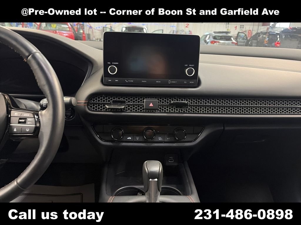 Used 2024  Honda Sport image 18