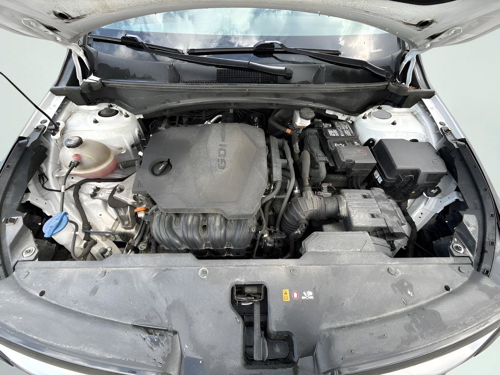 Used 2023 White Kia SX-Prestige image 18