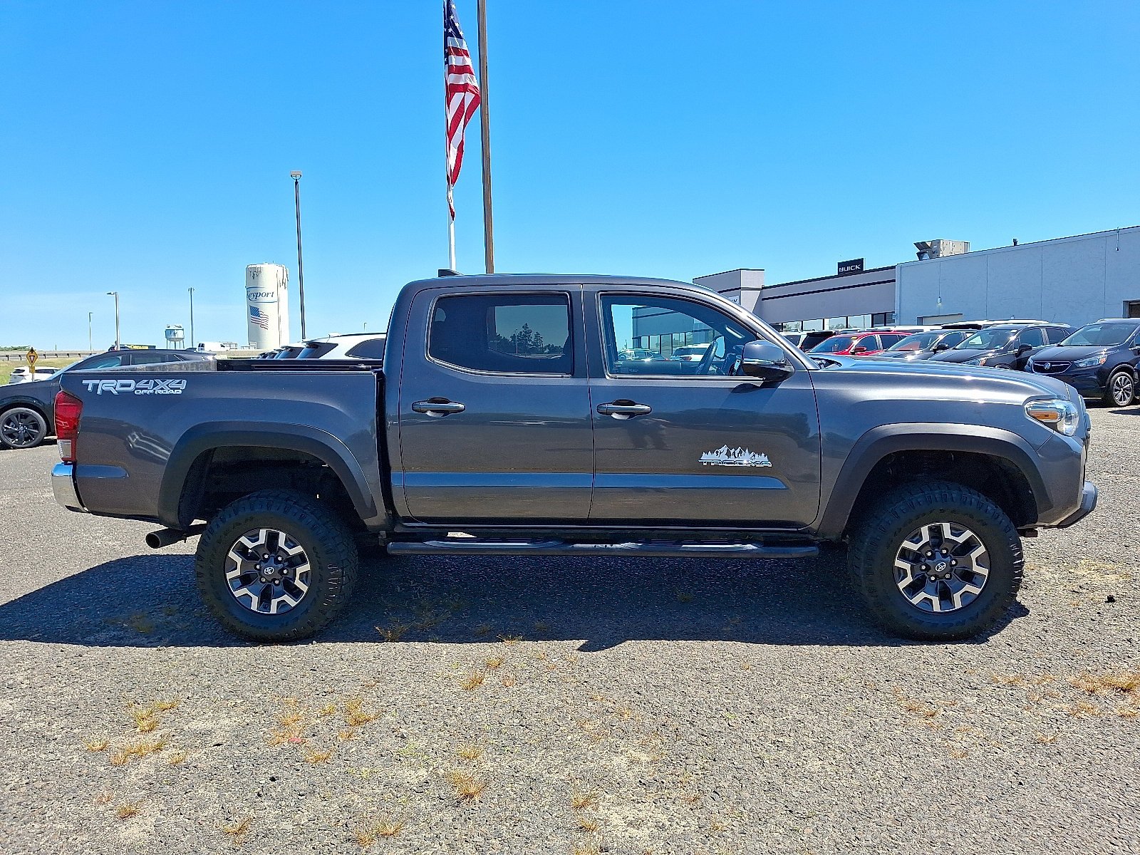 2017 Toyota Tacoma TRD Off Road - Photo 8