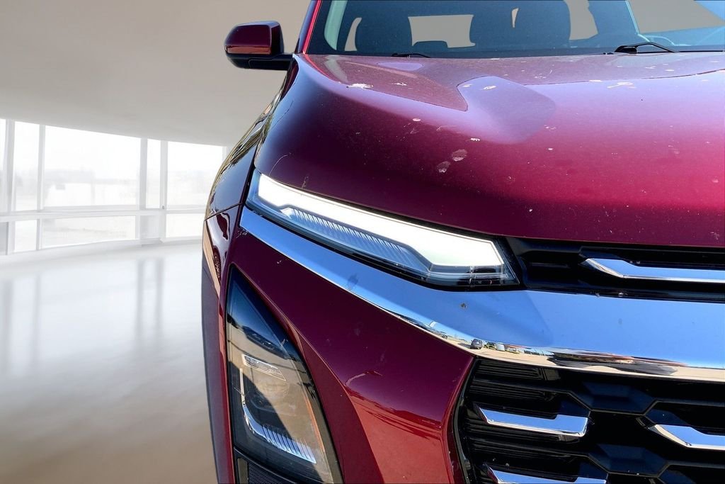 Used 2025 Radiant Red Tintcoat Chevrolet LT image 28