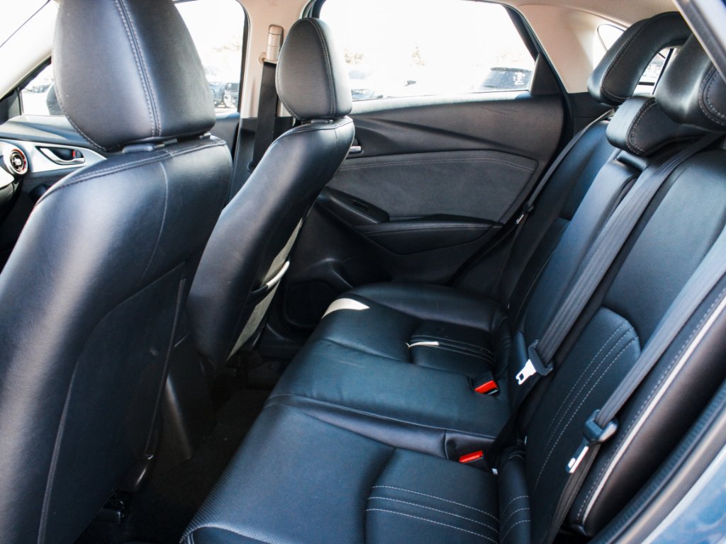 Used 2019 Eternal Blue Mica Mazda Grand Touring image 24