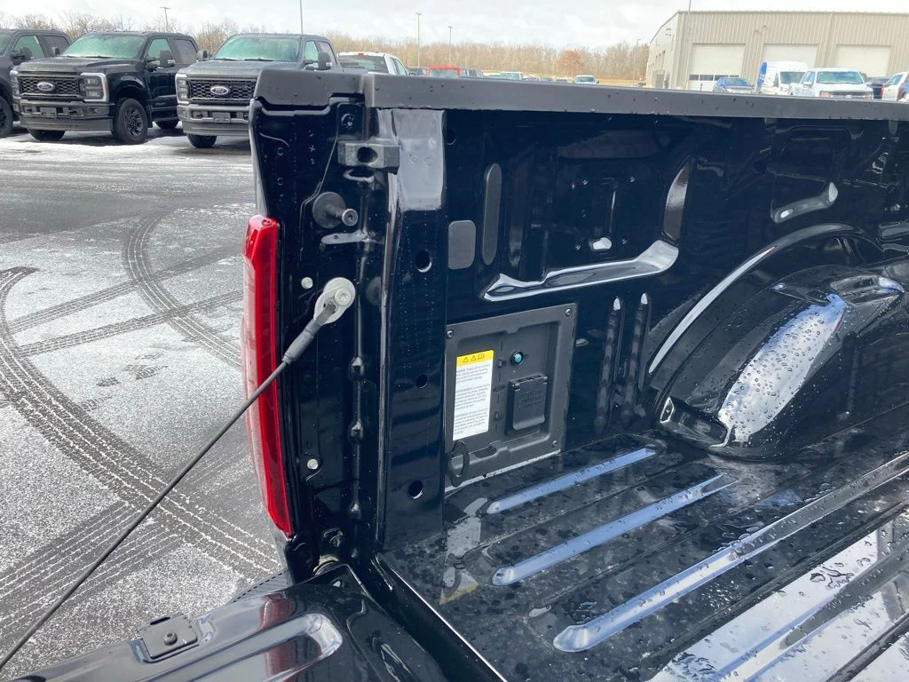Used 2025 Black Ford XLT image 20