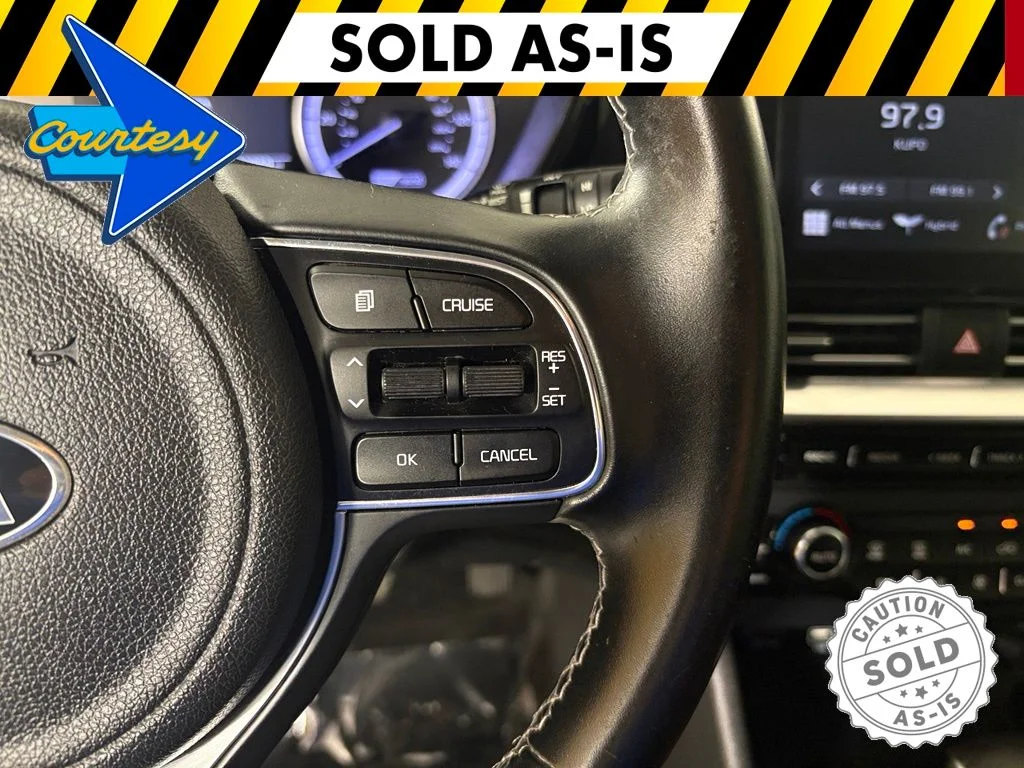 Used 2021 Red Kia LXS image 20