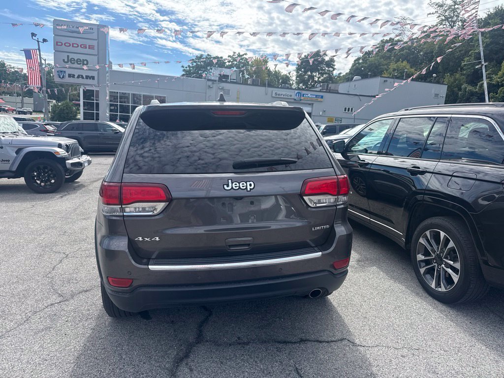 Used 2020 Gray Jeep Limited image 5