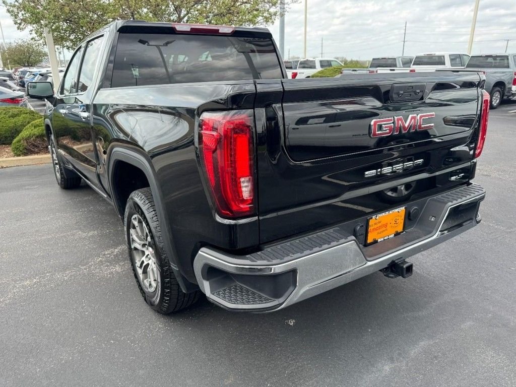 Used 2025 Black GMC SLT image 5