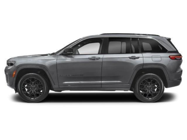 New 2026 Baltic Gray Metallic Clearcoat Jeep Laredo image 14