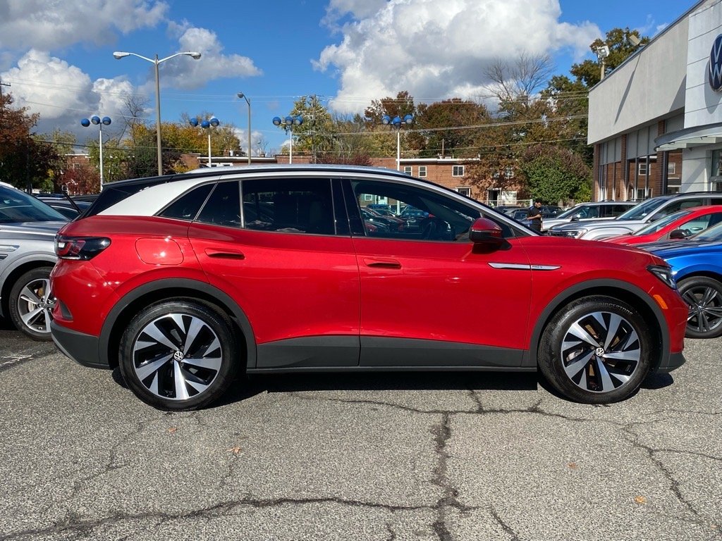Certified 2022 Volkswagen ID.4 PRO S with VIN WVGKMPE26NP039329 for sale in Alexandria, VA