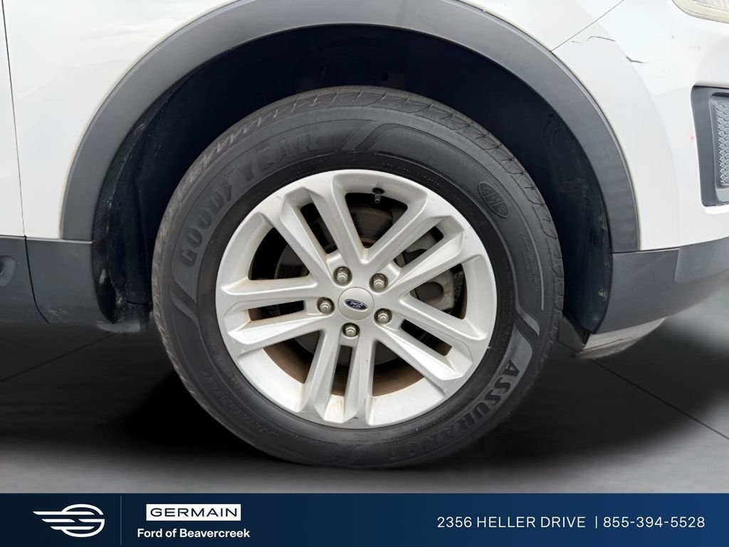 Used 2016 Oxford White Ford Base image 25