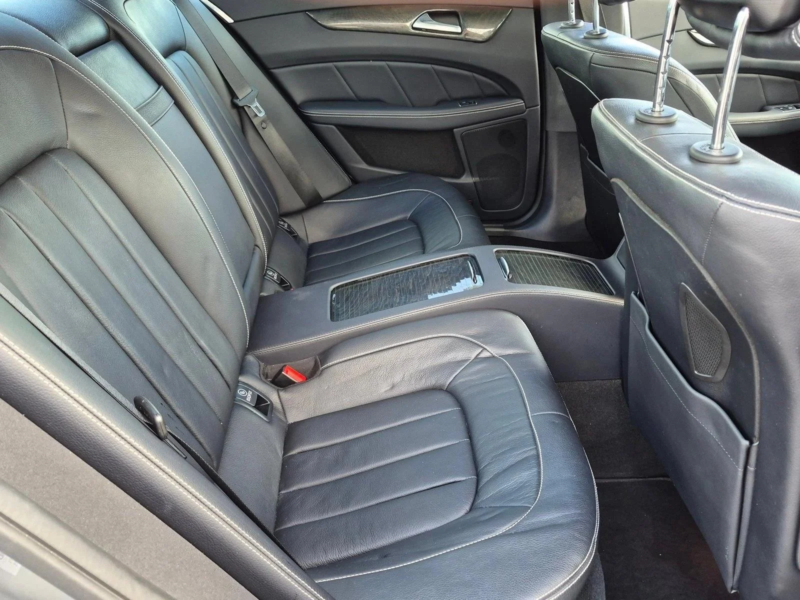 Used 2015 White Mercedes-Benz CLS 400 image 17