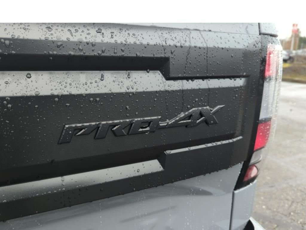 2025 Nissan Frontier PRO-4X - Photo 25