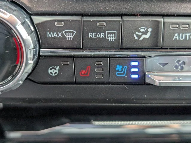 New 2026 Star White Metallic Tri-Coat Ford F-250® Lariat® image 20