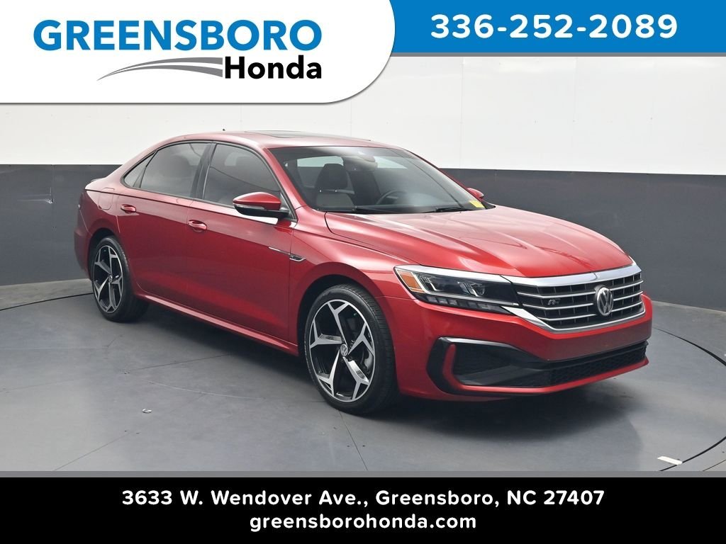 Used 2021  Volkswagen 2.0T R-Line image 1