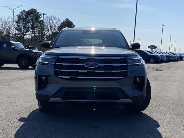 New 2026 Gray Ford Active image 8