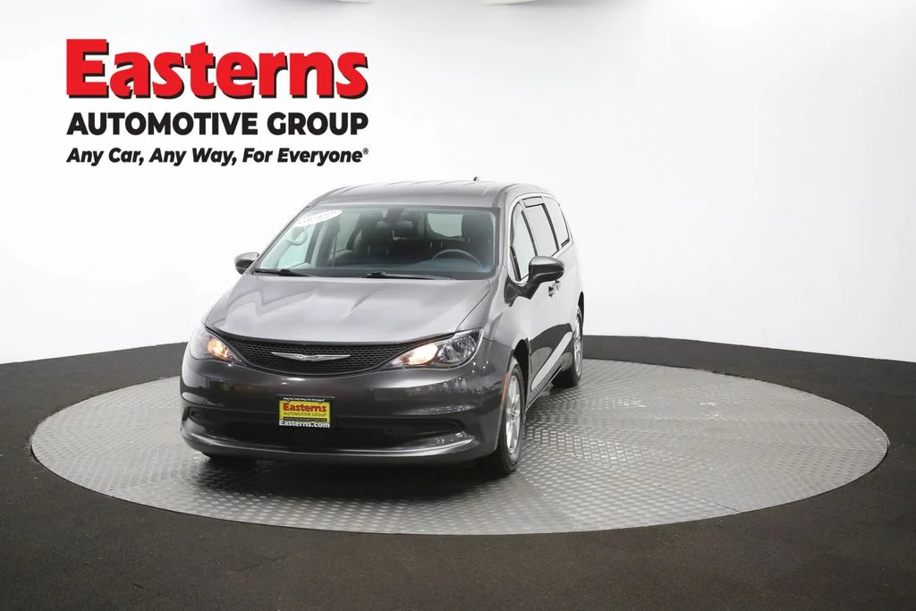 Used 2022 Gray Chrysler LX image 53