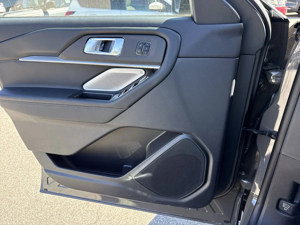 New 2026 Marsh Gray Ford Tremor® image 25