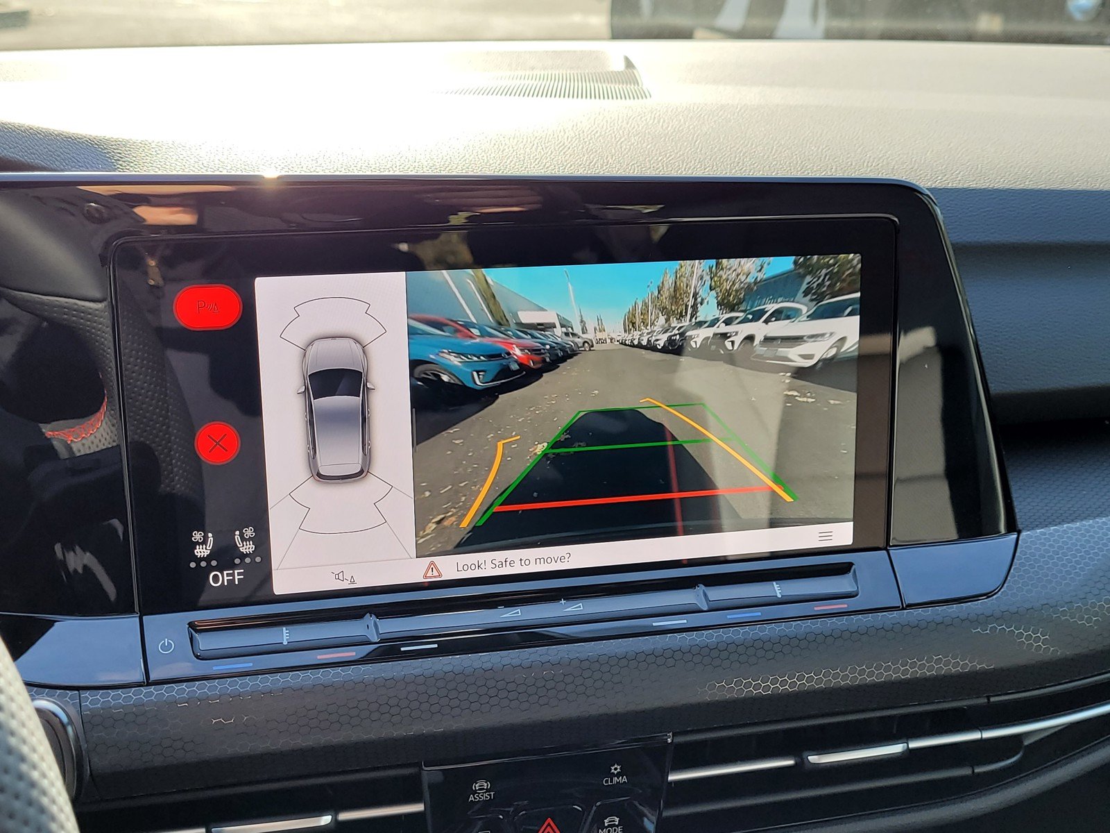 2024 Volkswagen Golf GTI SE - Photo 11