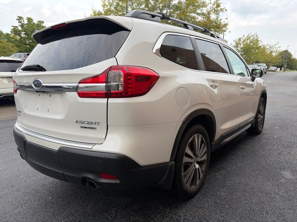 Used 2022 Crystal White Pearl Subaru Limited image 7