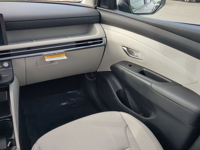 Used 2025 Gray Hyundai SE image 16