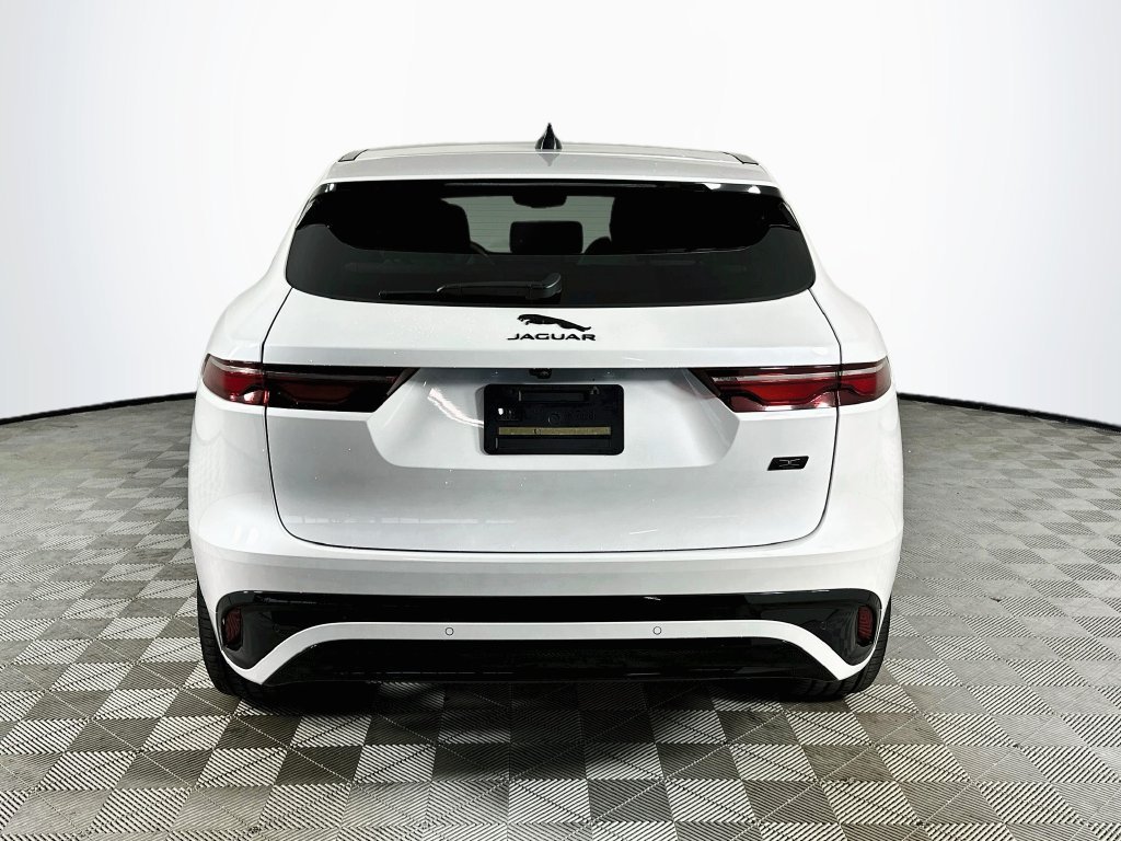 2026 Jaguar F-Pace R-Dynamic S - Photo 6