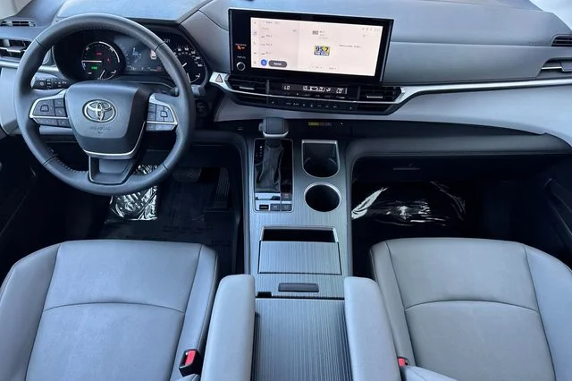 Certified Used 2026  Toyota XLE image 17