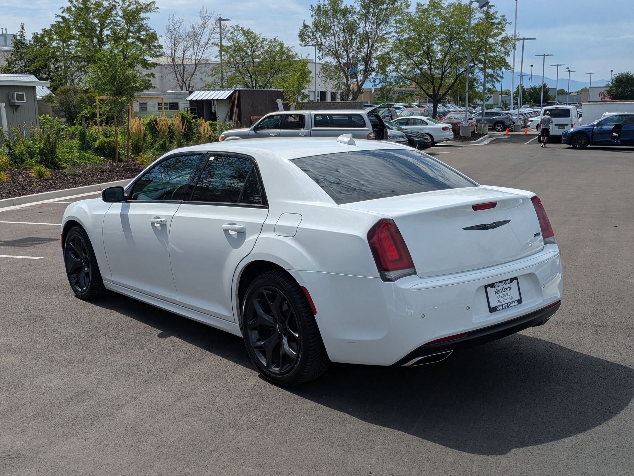 Used 2023 Bright White Clearcoat Chrysler Touring L image 5