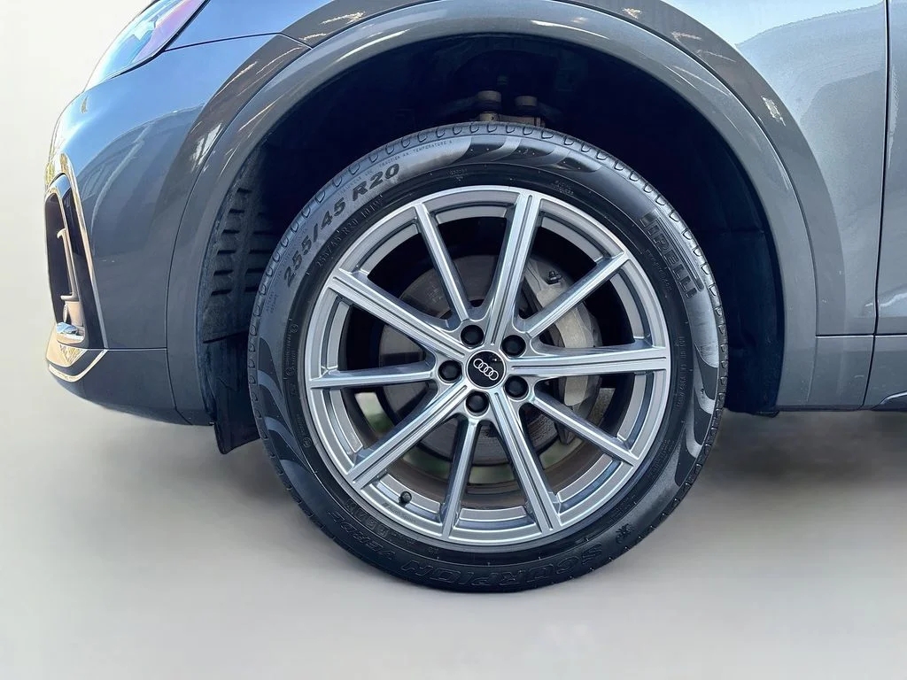 Used 2023  Audi 55 Premium Plus image 33