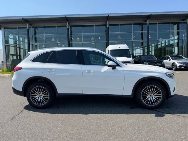 Used 2026 White Mercedes-Benz GLC 300 image 8