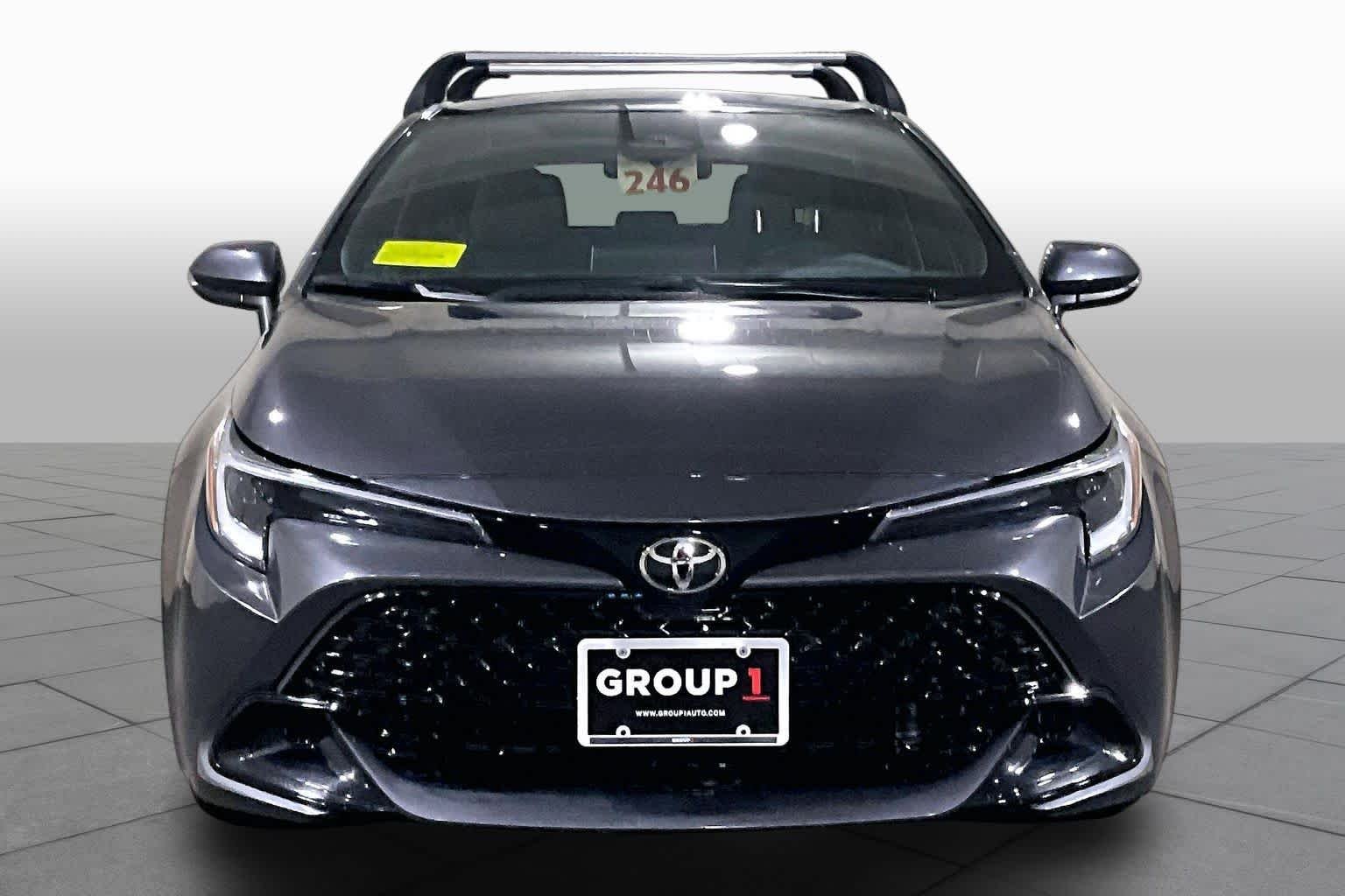 Pre-Owned 2025 Toyota Corolla Hatchback SE