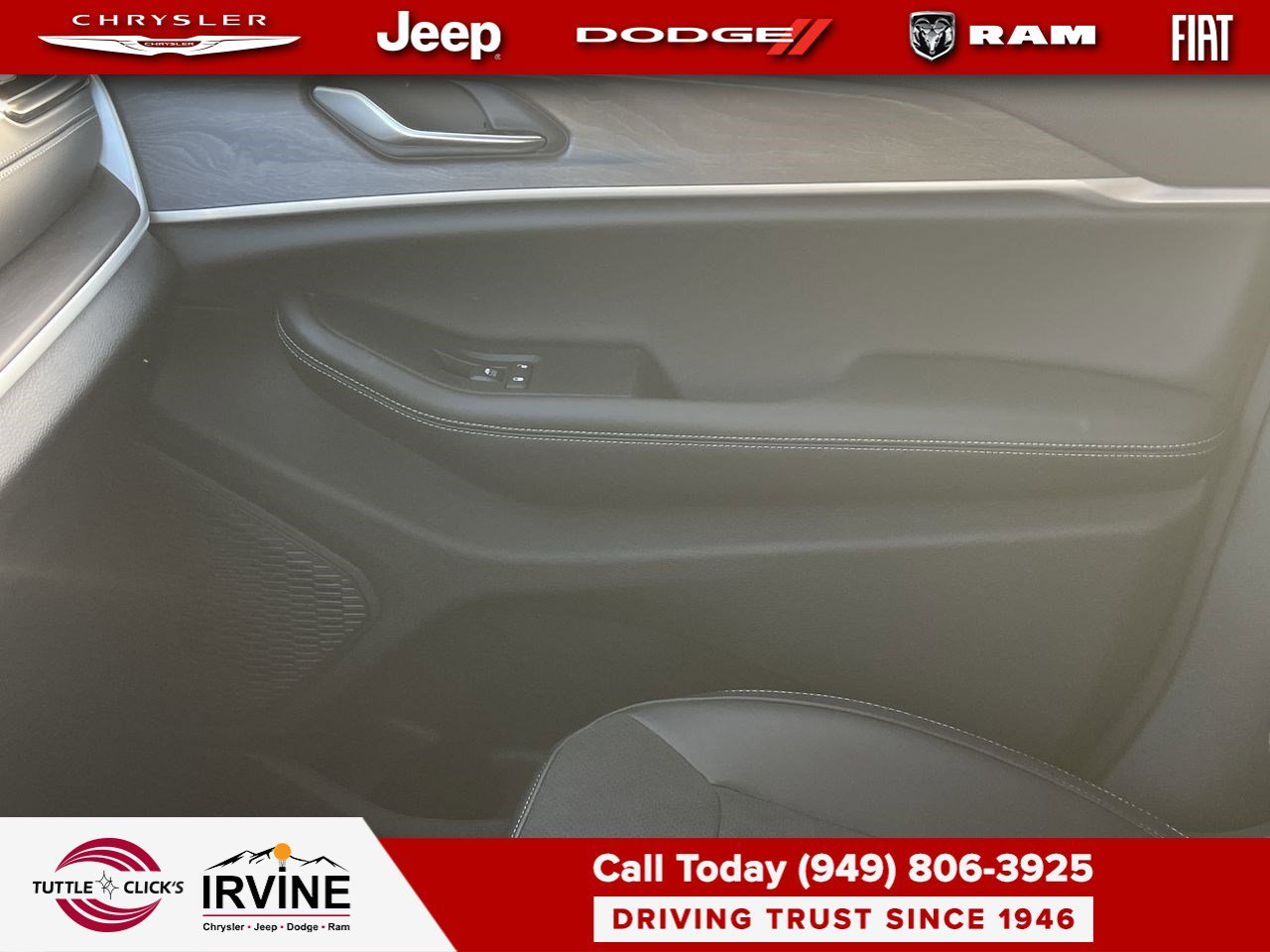New 2026 Baltic Gray Metallic Clear-Coat Exterior Paint Jeep Laredo Altitude image 21
