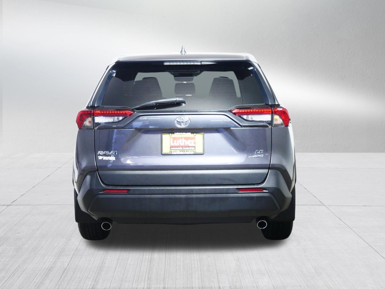 Used 2022 Gray Toyota LE image 6
