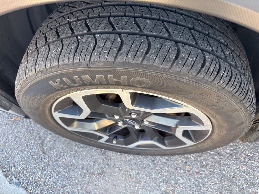 Used 2017 Silver Subaru 2.0i Premium image 12