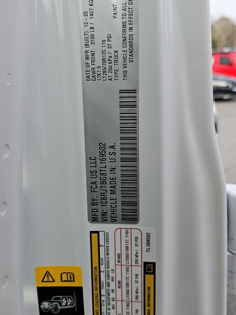 New 2026 Bright White Clear-Coat Exterior Paint Jeep Rubicon image 28