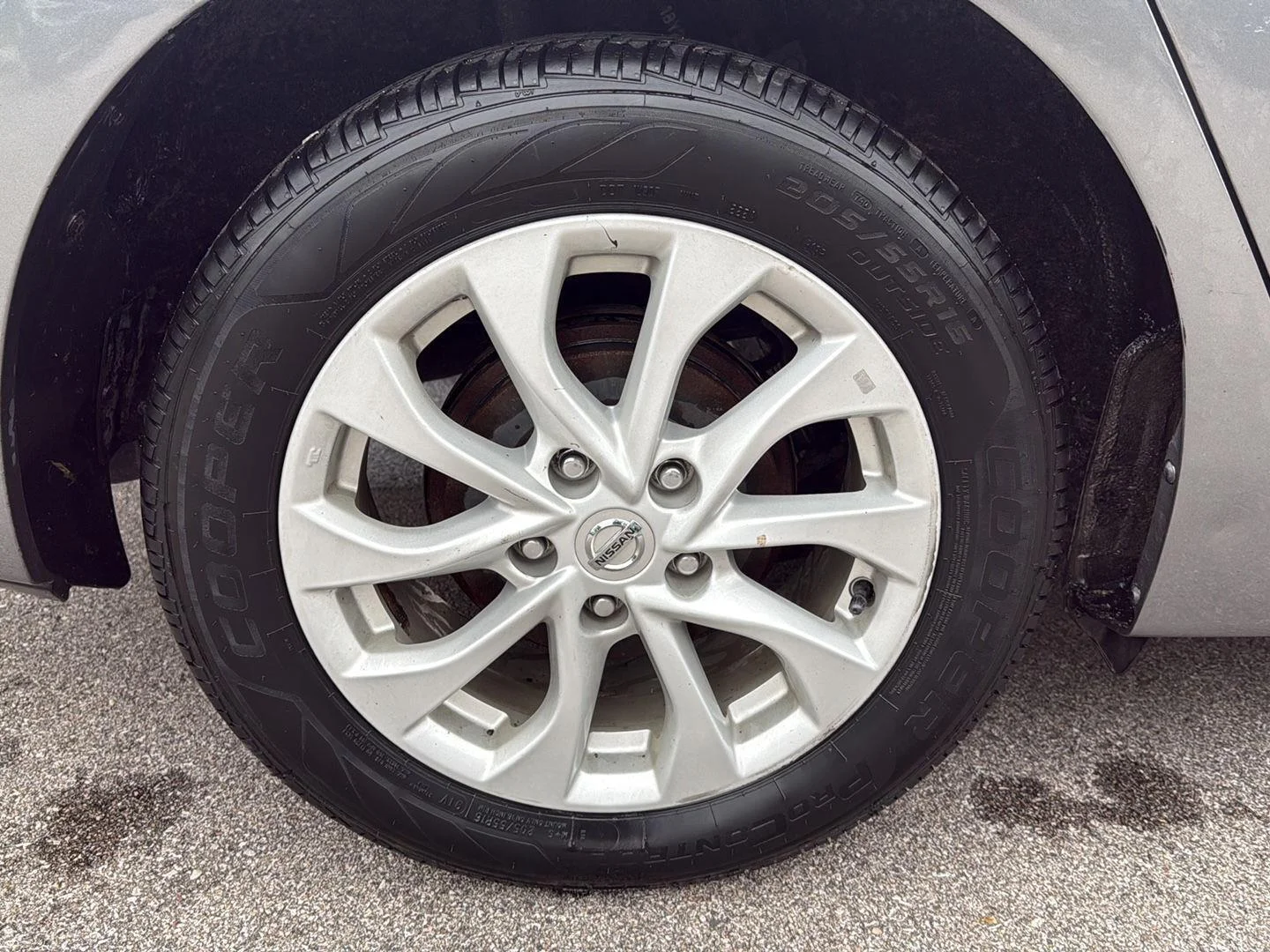 Used 2019 Gun Metallic Nissan SV image 13