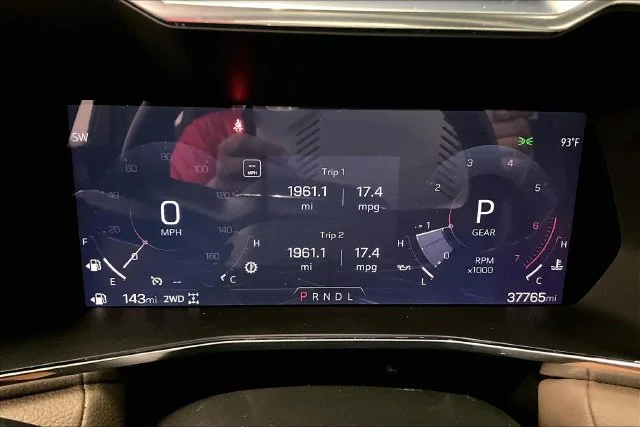 Used 2023 Onyx Black GMC Denali image 29