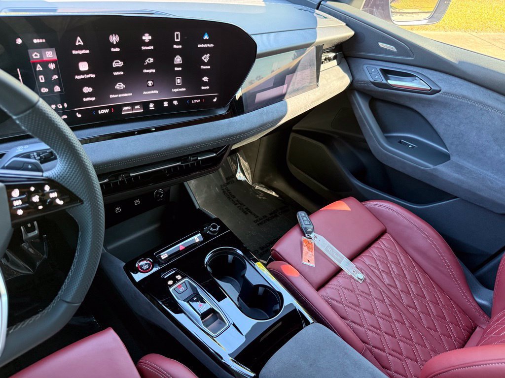 2025 Audi SQ6 e-tron Prestige - Photo 34