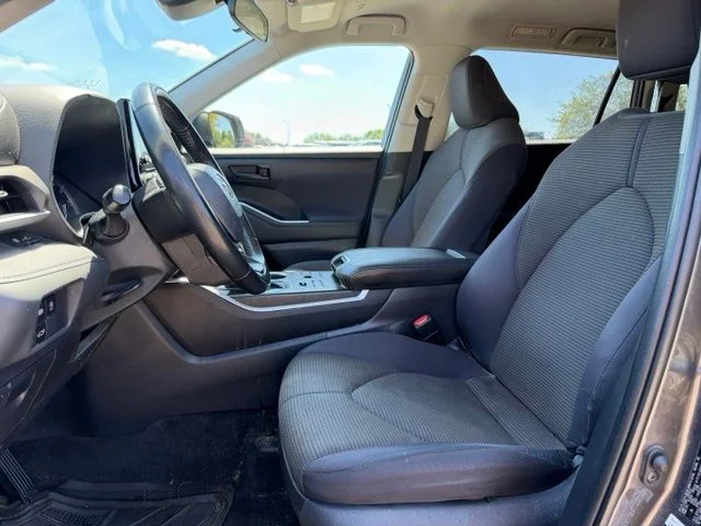 Used 2023 Gray Toyota LE image 18