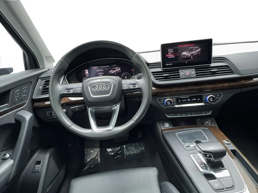 Used 2019 White Audi 2.0T Prestige image 35