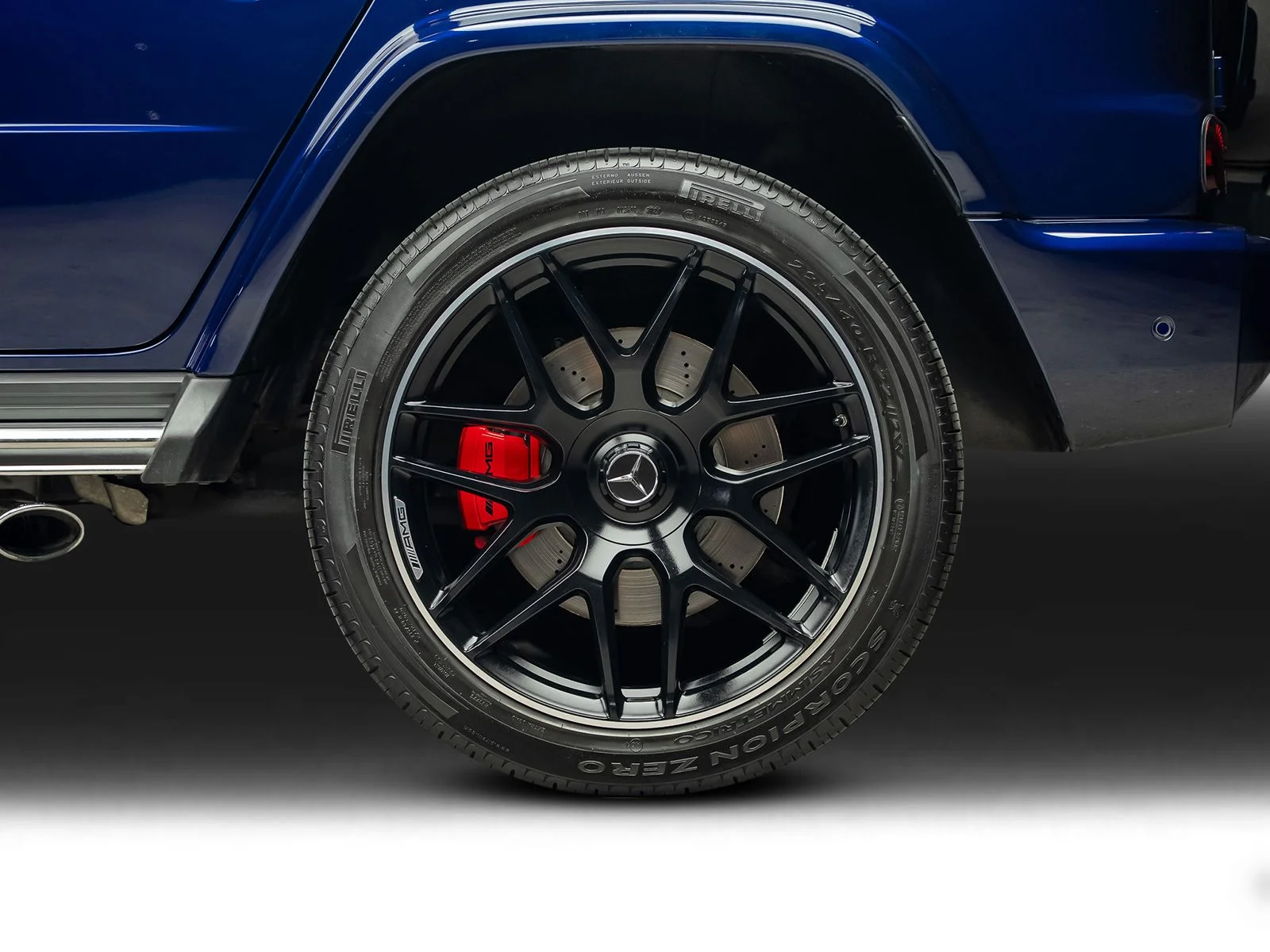 Used 2021 Blue Mercedes-Benz G 63 AMG&reg; image 24