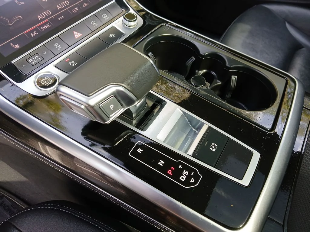 2025 Audi Q7 Premium Plus - Photo 25